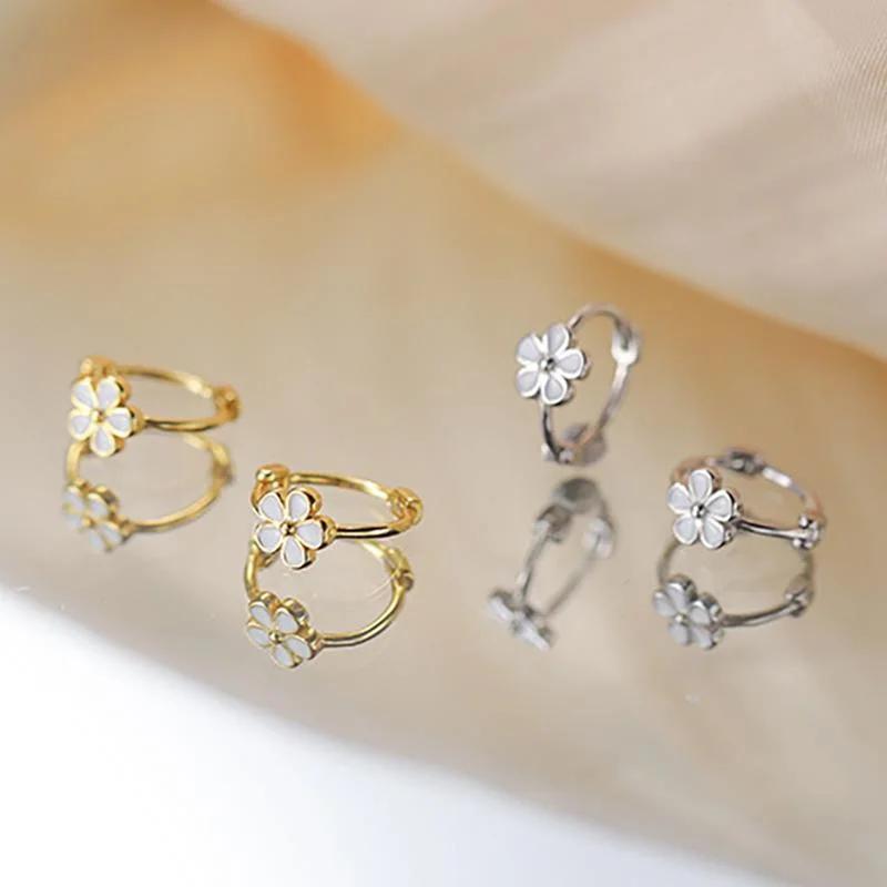 Korean Fashion Fresh Flower Enamel Hoop Earrings for Women Dripping Oil Huggies Earrings Girl Charm Cute Ears Party Jewelry Gift