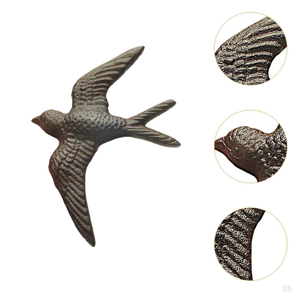 Fliegender Vogel Wanddekoration Kunst Ornament Schwarze Skulptur aus Gusseisen Schwalbenfigur für die Innenterrasse