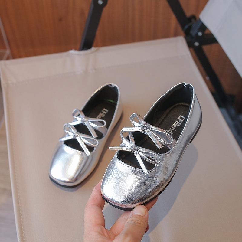Cute Girl Dance Shoes with Anti-Slip Soft Soles - New Style