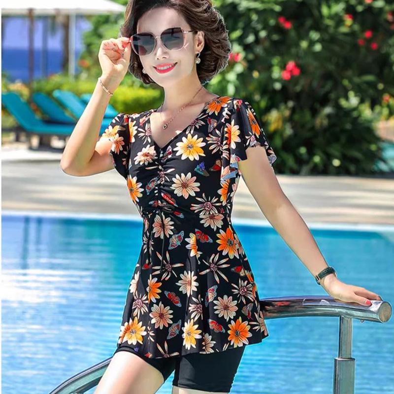 Plus Size Two-Piece Swimsuit for Mature Women - Conservative and Loose Fit Swimwear for Spa and Hot Spring