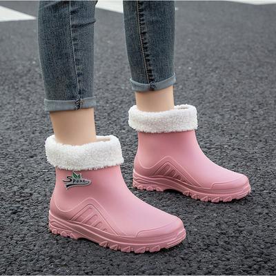 Fashion Short Tube Women's Fashion New Waterproof Rain Boots Flat Non-slip PVC Wear-Resistant Outdoor White Short Tube Rain Boots 36-40
