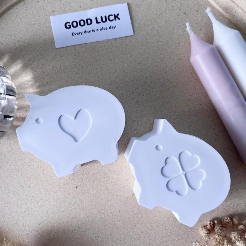 Pig Figurine Silicone Candle Mold Food Grade Silicone Easy Demold For Resin Casting Making Candlestick Home Decoration