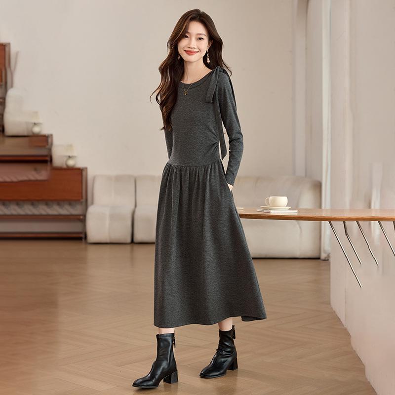 

2025 Spring/Autumn Retro Lace-Up Slimming Women s Long Dress SH038 S (85-100 jin)