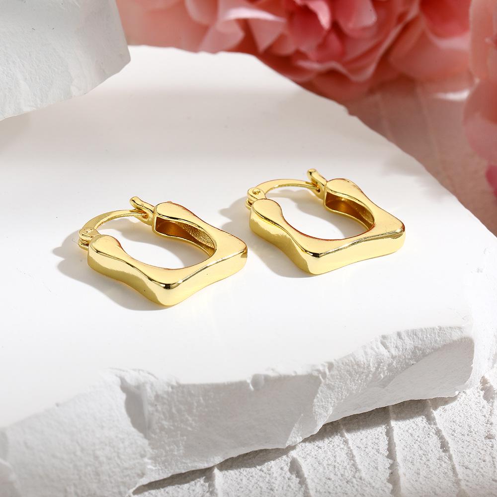 High-End Minimalist Glossy Square Ear Cuffs: Unique, Versatile Geometric Earrings for Women