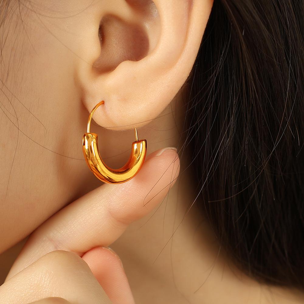 Yori Stainless Steel Geometric U-Shape Hoop Earrings 18K Gold PVD Plated Popular Daily Classy Waterproof Jewelry Accessory