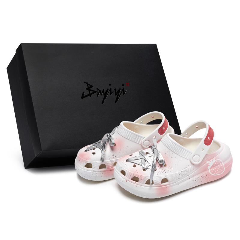 

Crocs Crush Clog 811 Strawberry Polka Dot Special Shoe Box Ink Splash Lace-Up Clogs Unisex White Pink Silver 39-40