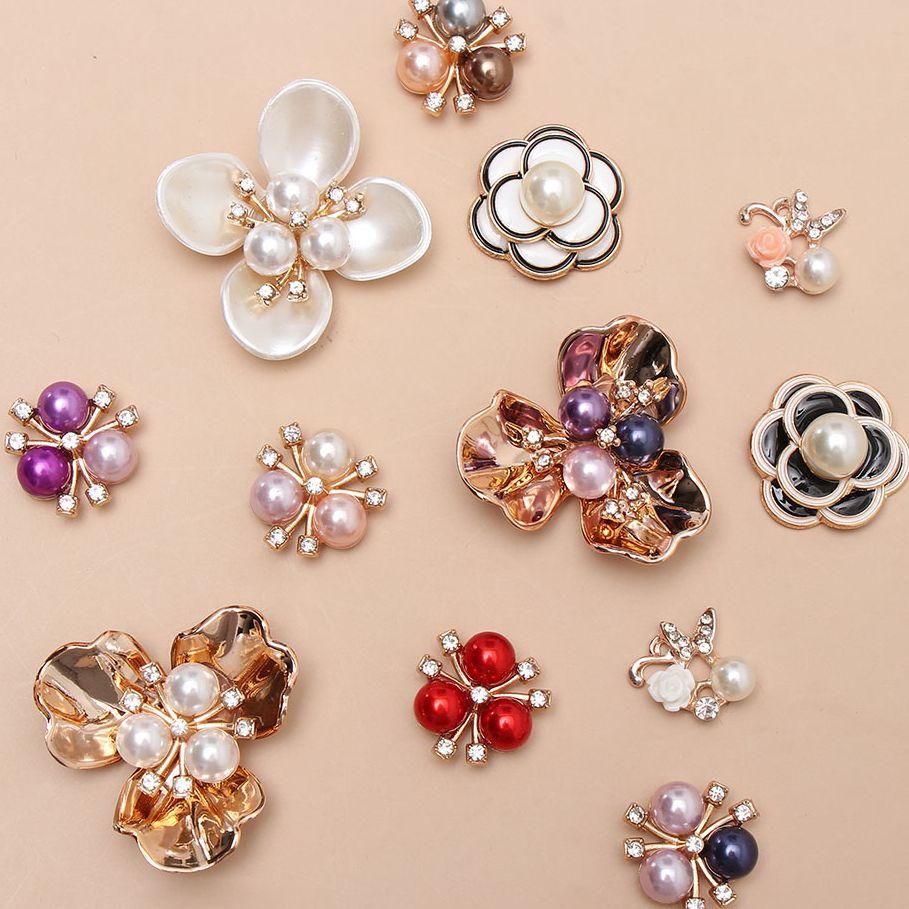 10 Stück Perlenblumen Strassknöpfe Funkelnde Kristall-Haarnadeln Dekoration Knopf Hochzeitsdekoration DIY Kleidung Nähzubehör