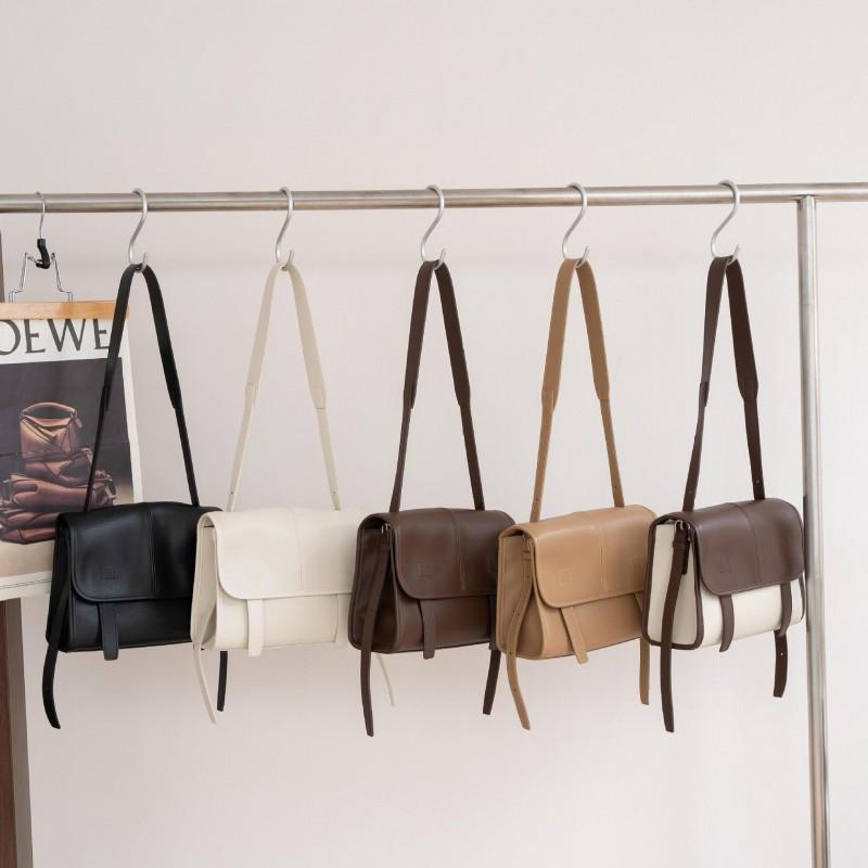 2026 Large-capacity Cowhide Mailman Bag Simple All-matching Shoulder Retro Casual Cross-body Female