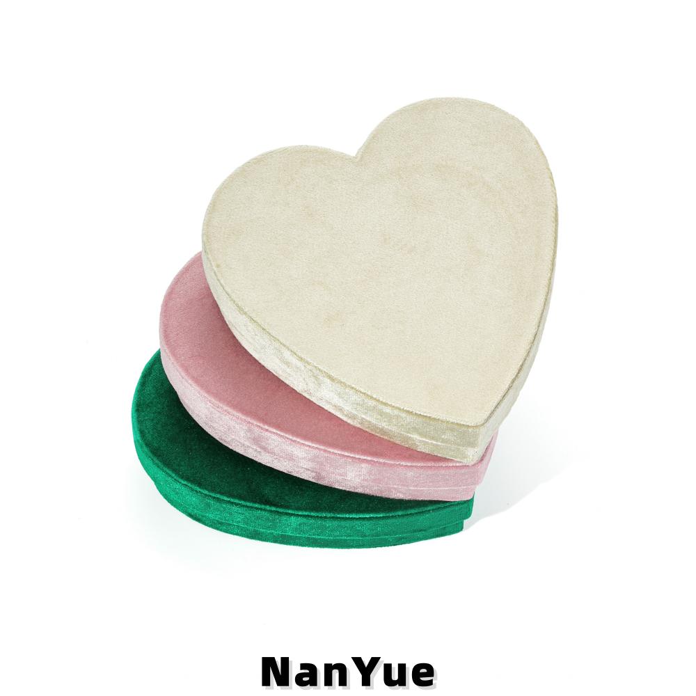 Heart Shaped Velvet Jewelry Box  Custom Logo Luxury Necklaces Earrings Jewelry Storage Box Romantic Wedding Gift Box
