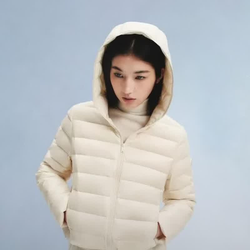 Bosideng Women s Lightweight Hooded Down Jacket
