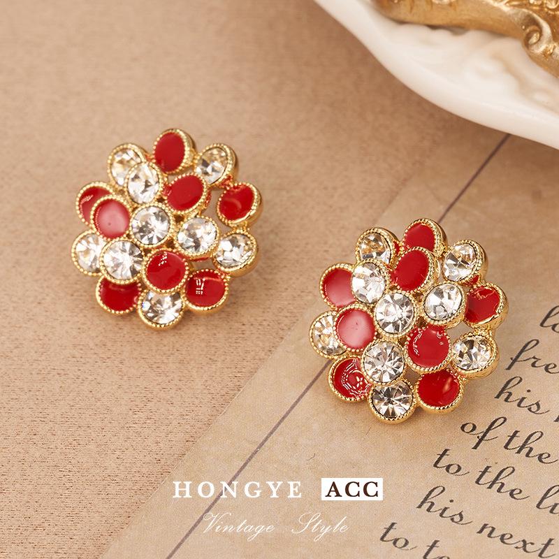 

Элегантные ретро серьги-камелии с бриллиантами и вращающимся цветочным дизайном 18K