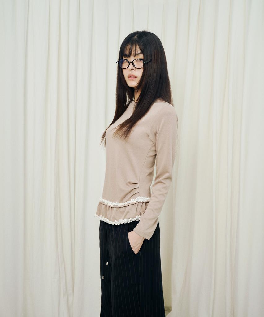 Mihebeu Double Lace Shirred Long Sleeve Beige