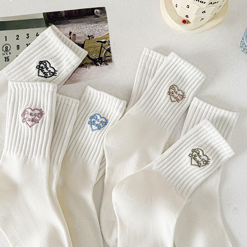 Ladies Spring and Autumn Versatile Sports Sweat Absorbing Embroidery Love Letter In Tube Socks