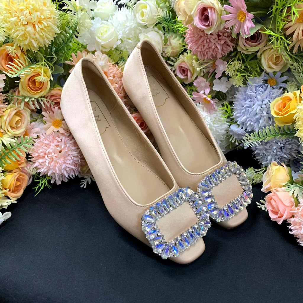 Spot Second Hair! Grape Mother Same Shoes Square Head Expensive Rhinestone Square Buckle Shallow Mouth French Commuter Low Heel Single Shoes Women