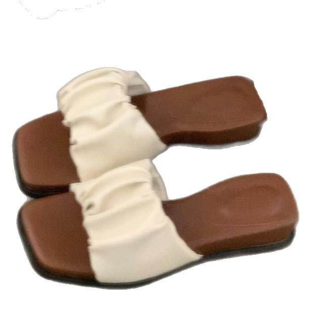 Summer foreign French wear cloud 2025 new with skirt pleated thick bottom one-word slippers women gentle cool slippers women