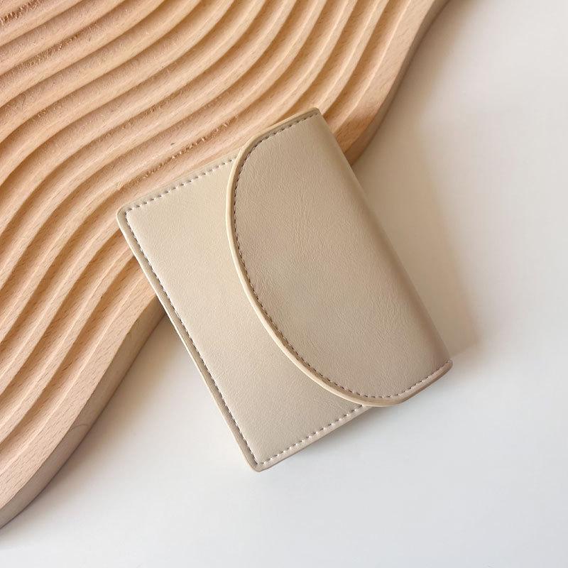 

Корейская версия, серебряный простой чехол для монет, кошелек Ins, студенческий кошелек, женская сумка для карт, короткие кошельки для женщин, маленькая сумка для денег бежевый