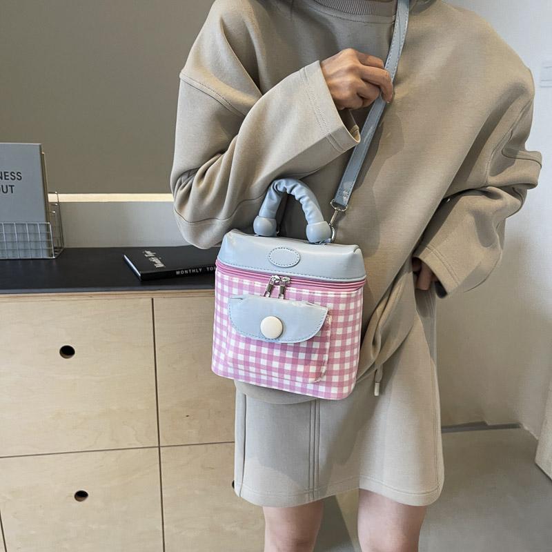Fashionable Women's PU Leather Backpack Versatile 2-Way Shoulder Bag for Commuting School and Travel