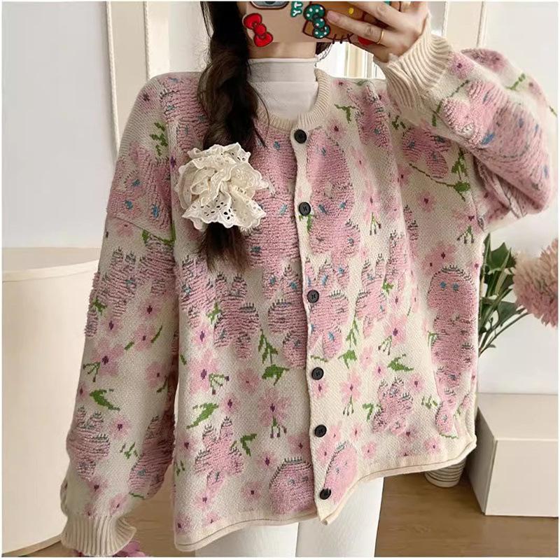 

Wind autumn and winter loose crew neck sweater sweet three-dimensional flocking pink flower towel embroidered soft waxy knitted cardigan 410-312 (average size) рожевий