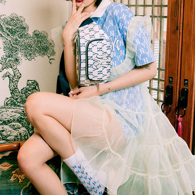 New MLB Mlb Old Flower Polo Shirt Women's Sky Blue 31TSQM131-50S