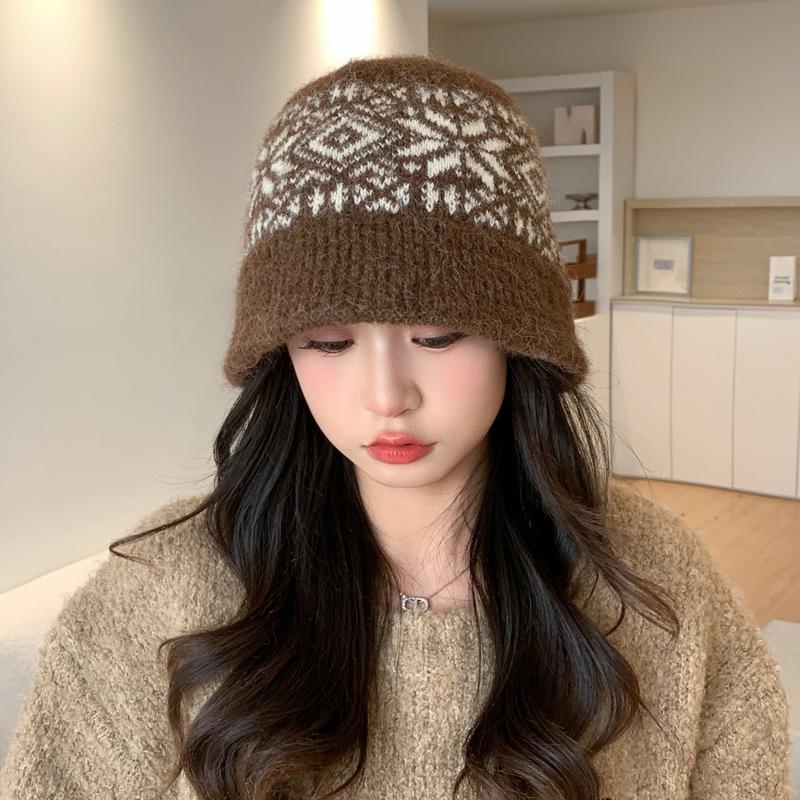 FallSeason and ColdSeason Style Snowflake Knitted Fisherman Hat Korean Versatile Cold Proof and Warm Hat Outside DailyWear Big Head Hat Women