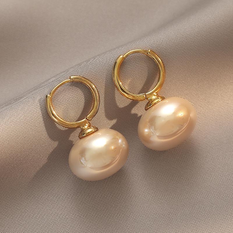 

Japanese & Korean Style Freshwater Pearl Earrings - Trendy Minimalist Ear Studs for Women