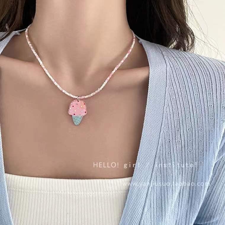 Colier cu pandantiv înghețată, dulce și elegant, cu mărgele colorate – accesoriu clavicular drăguț, durabil și versatil pentru femei.