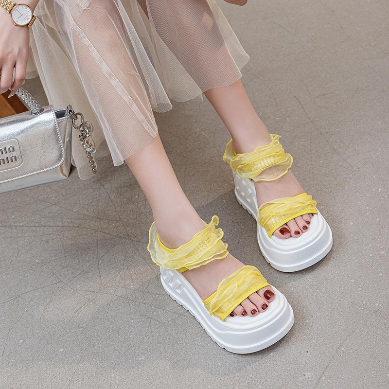 Summer thick-soled fungus lace sandals 2025 new women's open-toed cool slippers simple solid color slippers