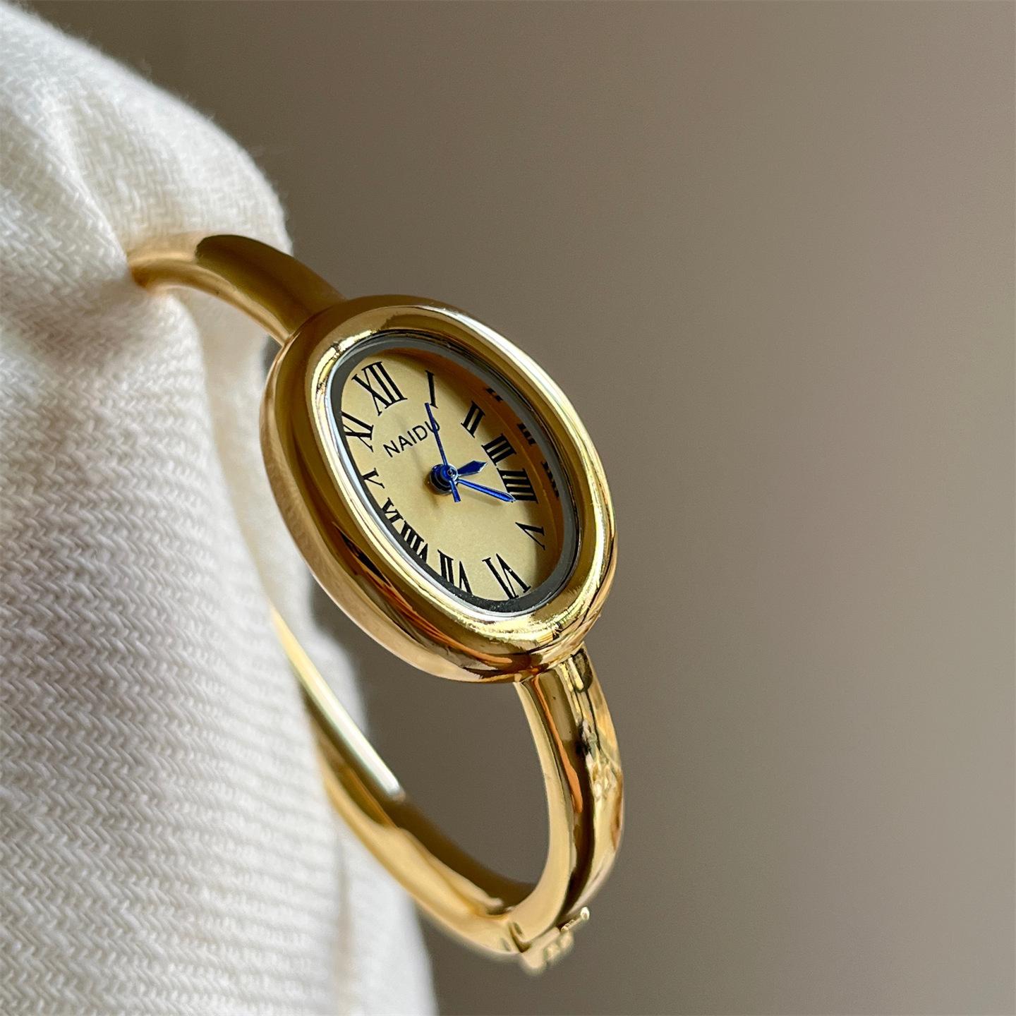 Fashion Accessorie Women's Gold/White Naidu Ancient European Oval Bracelet Watch Fashion Small Dial High-End Watch Watch