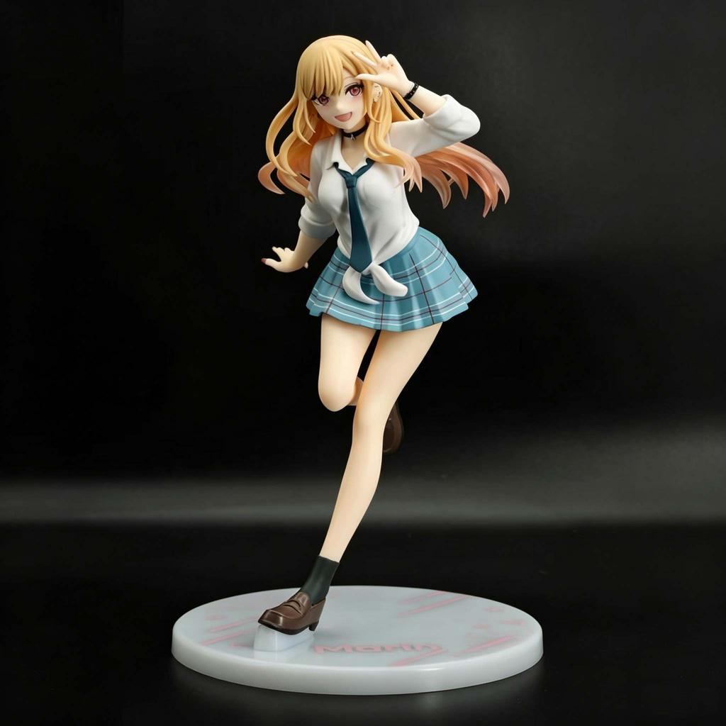 La mia figura di Marin di Dress-Up Darling Action Figure Stile Uniforme Scolastico Anime Modello in PVC da Collezione Bambola Ornamento da Scrivania Regalo