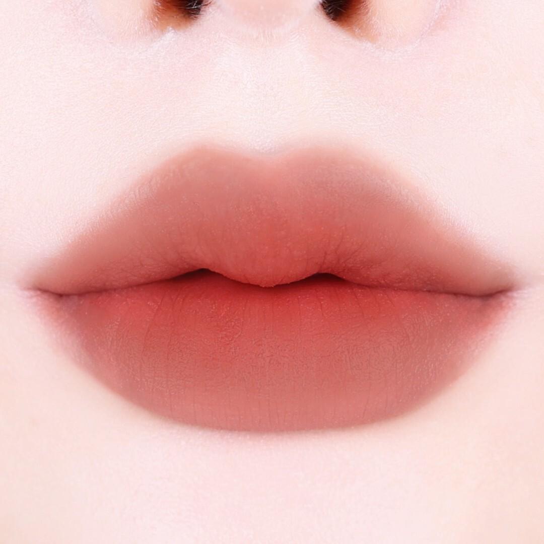 

Kiss Me Оттенок с эффектом размытия глаз (6 цветов) No. 4 emotion