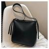 Soft high-capacity PU  crossbody bag solid zipper simple buckle simple shoulder versatile bag