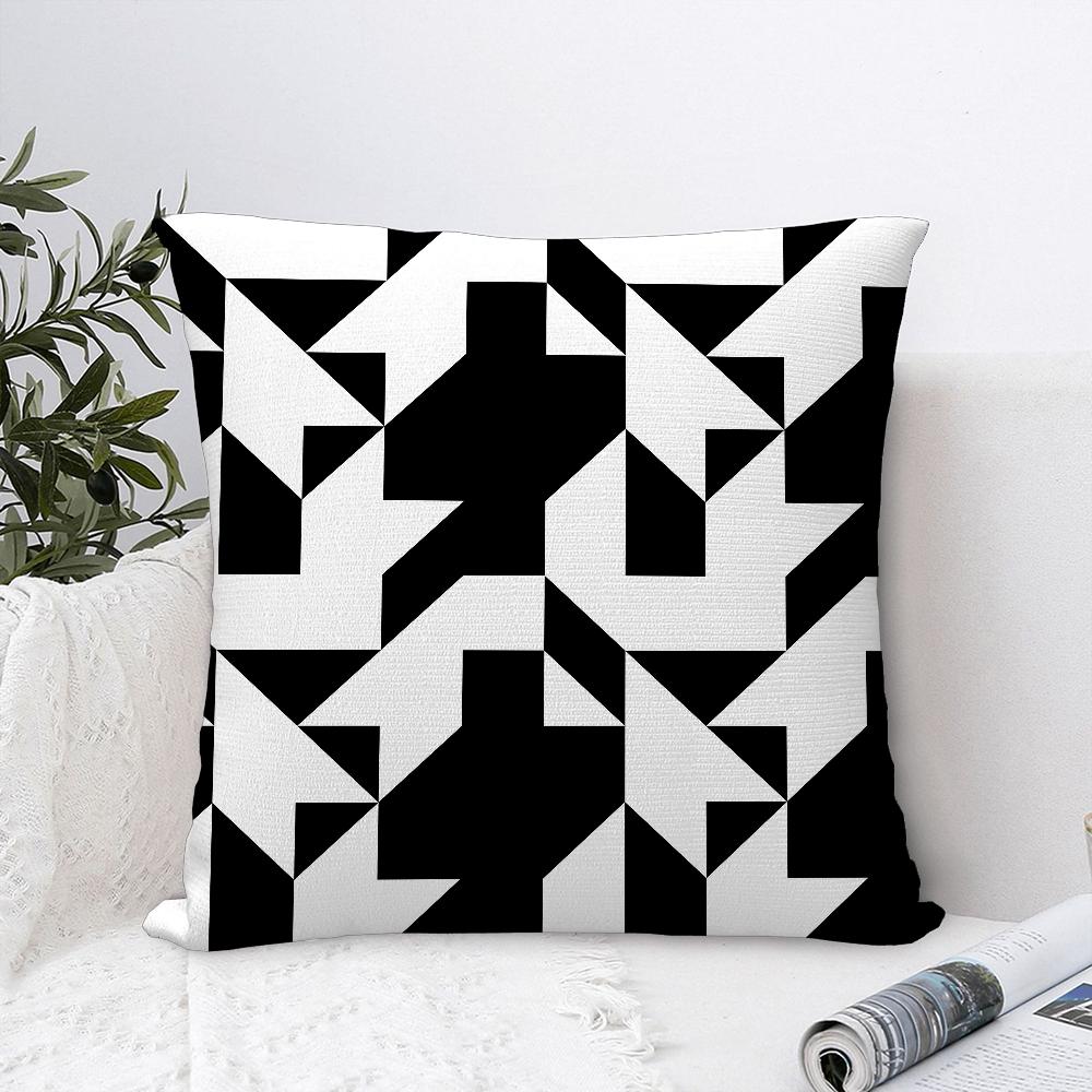 Black And White Geometric Pillow Case Sofa Decorative Home Double-Sided Printing Short Plush Cushion Cover Throw Pillow Cover