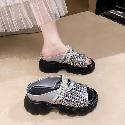 Leichte erhöhende dicksohlige Taschenkopf Halbschuhe koreanische Version Lochloch Sommer atmungsaktive hohle Mesh-Schuhe Mode Sandalen