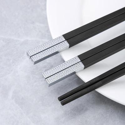 Hochwertige Essstäbchen aus Legierung mit silberfarbenem PPS-Kopf