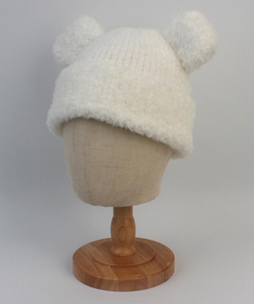 Yunibeosyeolkemiseuteuli Bear Knit White Beanie Bear Beanie