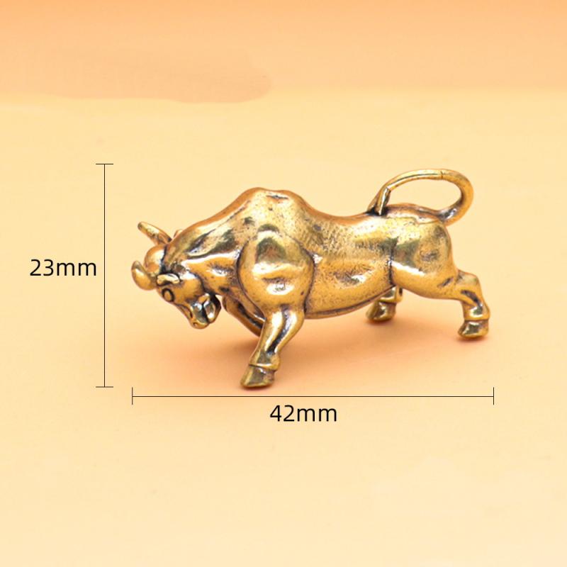 

1 шт. Счастливая медная фигурка животного, миниатюрное украшение, латунная статуэтка для корриды для украшения дома и офисного стола 23*42mm