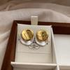Unique French Retro Niche Metal Disc Earrings Women'S Removable Wave Contrasting Color Fashionable Stud Earrings Cold Wind