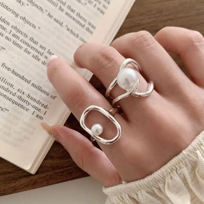 Anel Aberto Ajustável Elegante de Pérola Falsa para Mulheres - Design Versátil para Dedo Indicador