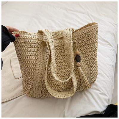 Women's Bags Are Simple and Large-capacity Lightweight Woven Buckets, Beach Bags, Trendy Straw Weaving New Portable Shoulder Bags.