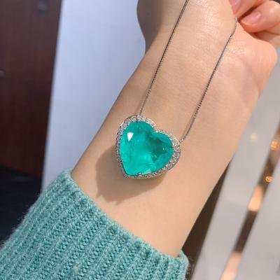 Collar de Corazón Paraíba Microincrustado Cadena de Suéter de Temperamento para Mujer Colgante Esmeralda Vintage Corazón del Océano