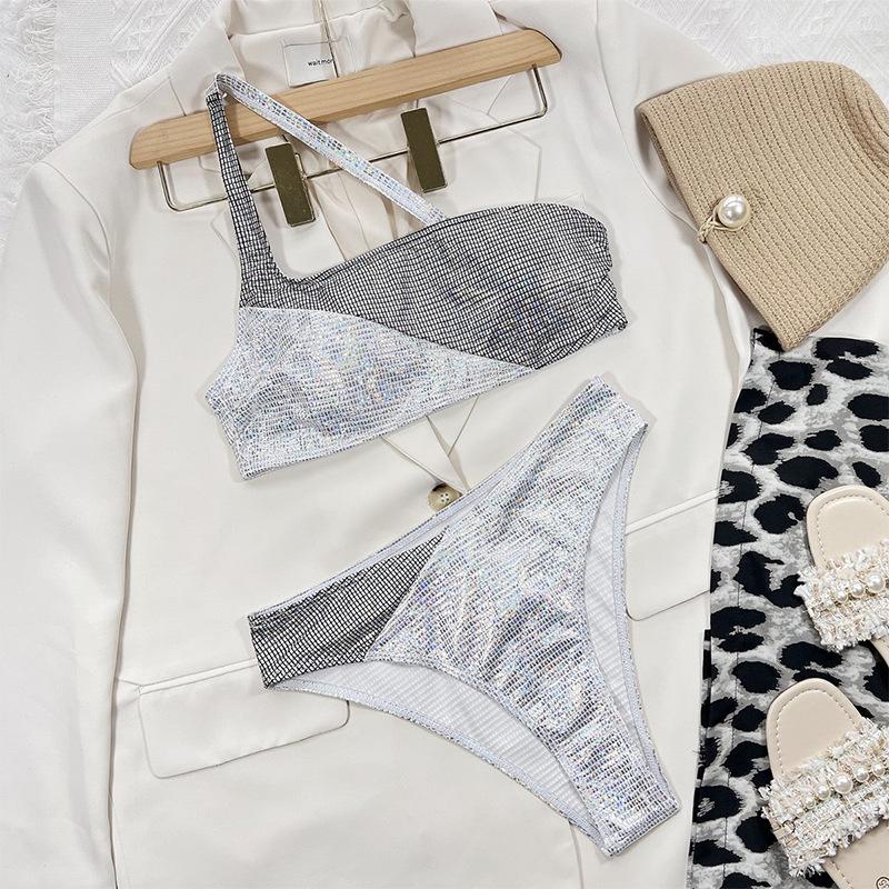 

Женский двухцветный купальник бикини на одно плечо Medium серебряный