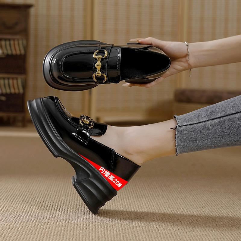 Small leather shoes women's new metal buckle inner height increase women's shoes 3233 single shoes muffin shoes thick sole