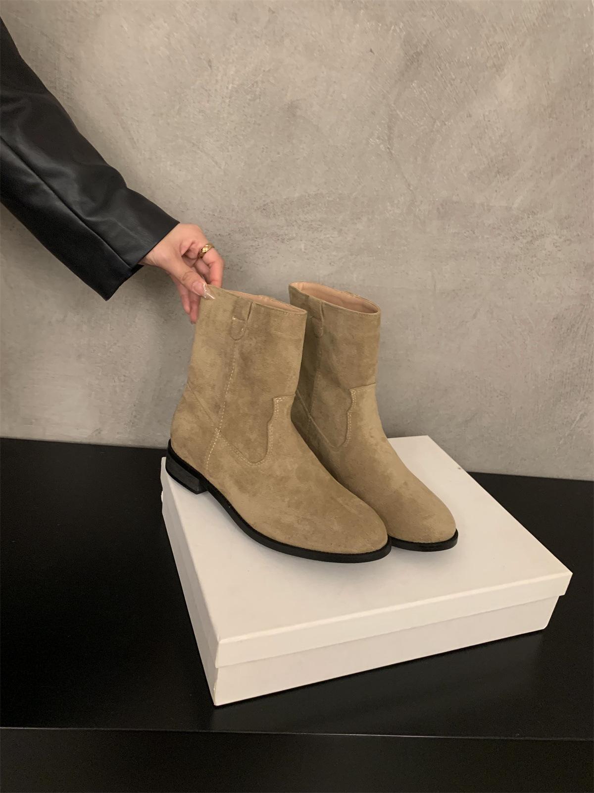 

Корейская версия ретро замшевые круглый носок толстый каблук маленькие короткие ботинки женские 2025 весна, осень и зима универсальные ботильоны пустошь ветер 40