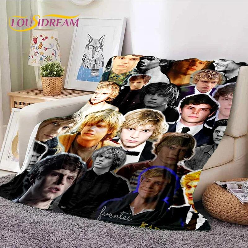 Latest Cute Evan Peters TV Actor Soft Flannel Blankets,Throw Blanket Comfortable Blanket for Picnic Beds Sofa Home Bedroom Gifts 75x90cm