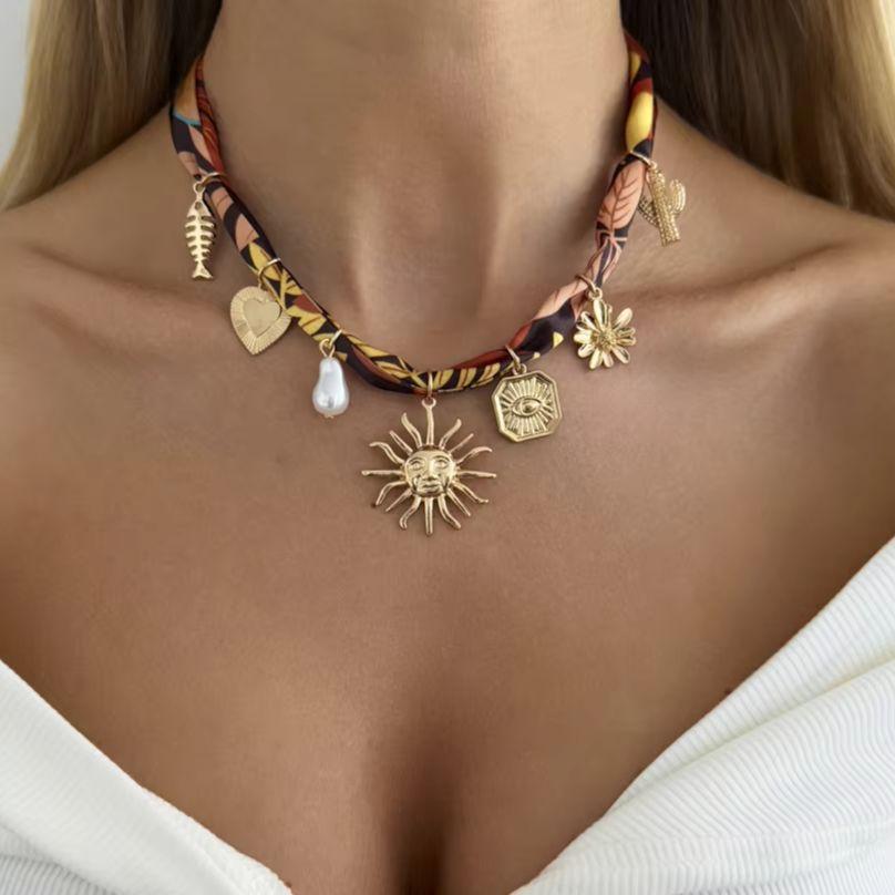SHIXIN Boho 3 Styles Sunflower Heart Pendant Choker Necklace Women Vintage Elegant Weaving Scarf Chain Aesthetic Wedding Jewelry