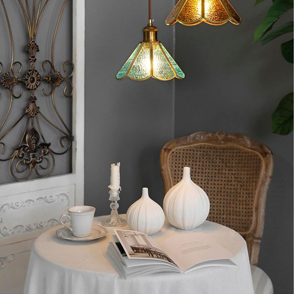 Ceramics Vase Garlic Shape Flower Insert Floral Desk Decor Ornaments Modern Home Decoration Crafts Porcelain Flower Arrangement