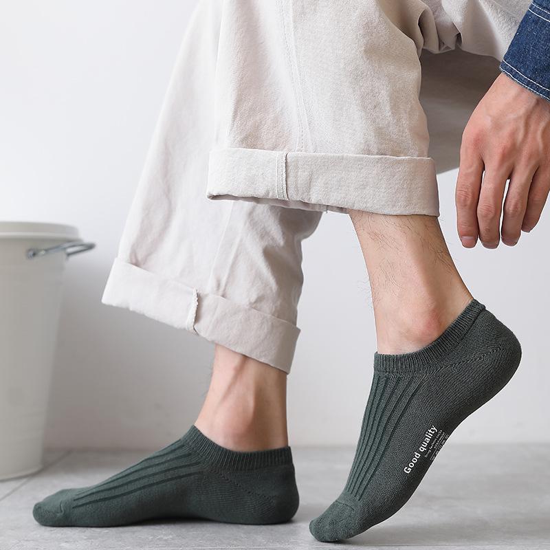 Men's Low-Cut Invisible Boat Socks - Japanese Style, Solid Color, Shallow Cotton, Short Printed Designs, Perfect for Spring & Summer