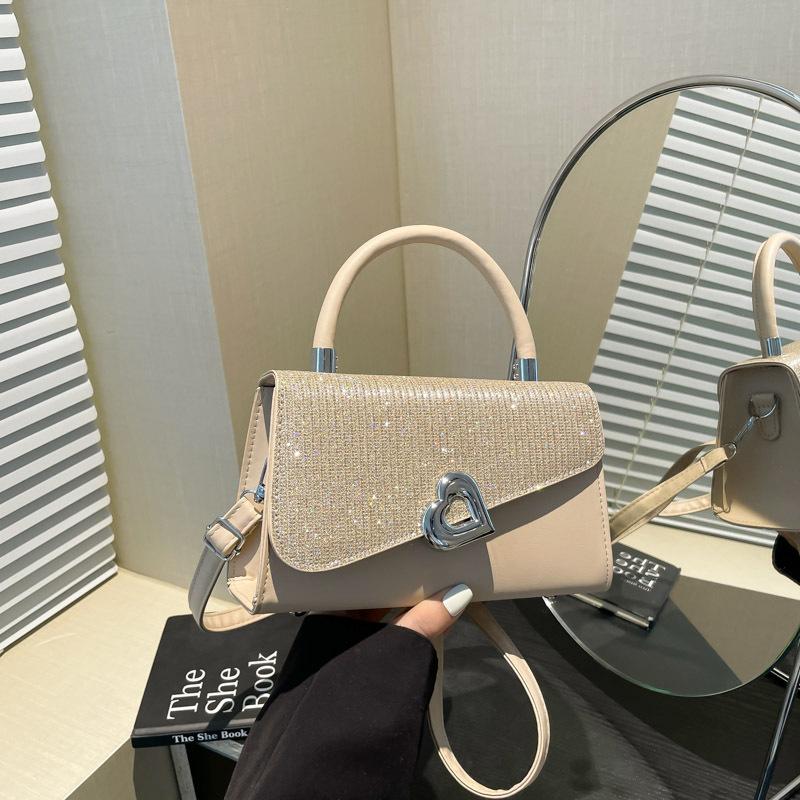 

Fashion light luxury new popular retro high-end casual solid color portable shoulder messenger bag золотой