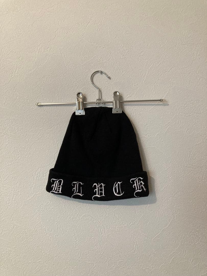 

[USED] G-Dragon Jiyong wears BLACK SCALE knit cap