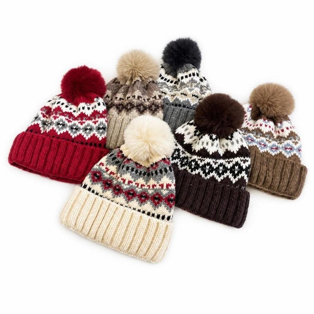 Color Contrasting Casual Beanies Solid Color Unisex Cap Soft Warm Knitted Hat For Women